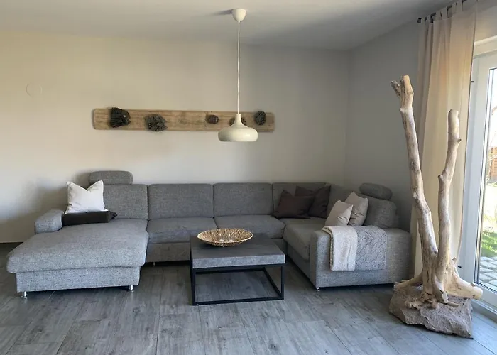 Haus Kranichfeld S Apartamento *